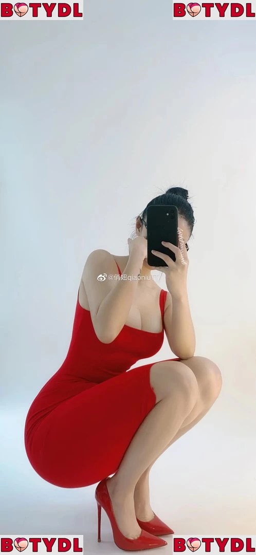 QiaoniuTT Onlyfans Photo Gallery 