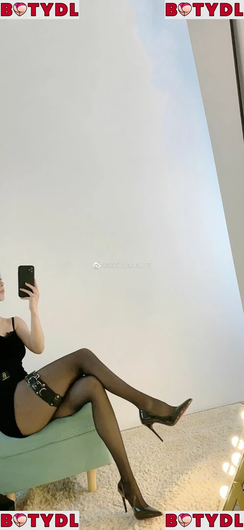 QiaoniuTT Onlyfans Photo Gallery 