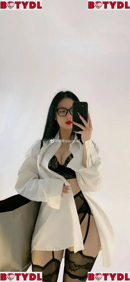 QiaoniuTT Onlyfans Photo Gallery 