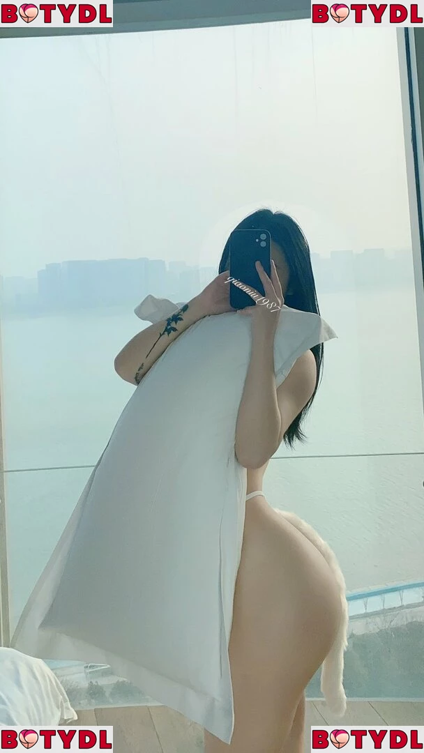 QiaoniuTT Onlyfans Photo Gallery 