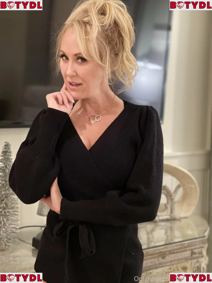 Brandi Love Onlyfans Photo Gallery 