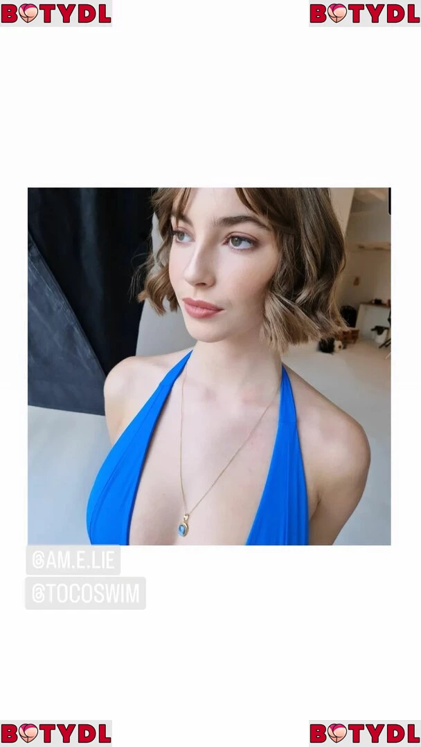 Amelie Manzoli Onlyfans Photo Gallery 