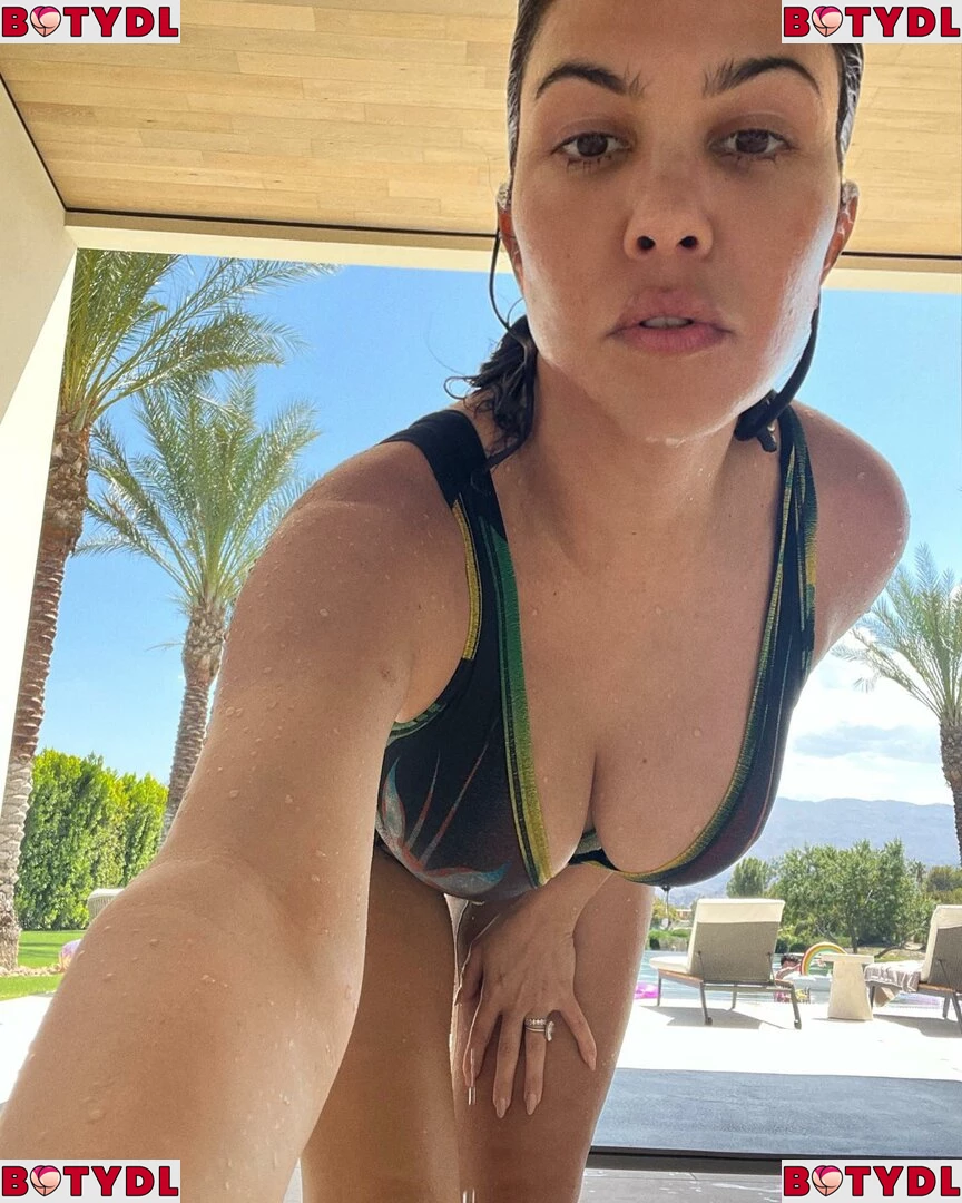 Kourtney Kardashian Onlyfans Photo Gallery 