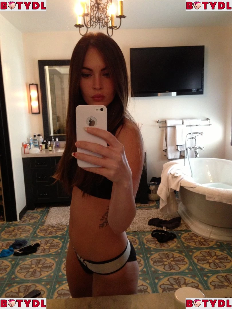 Megan Fox Onlyfans Photo Gallery 