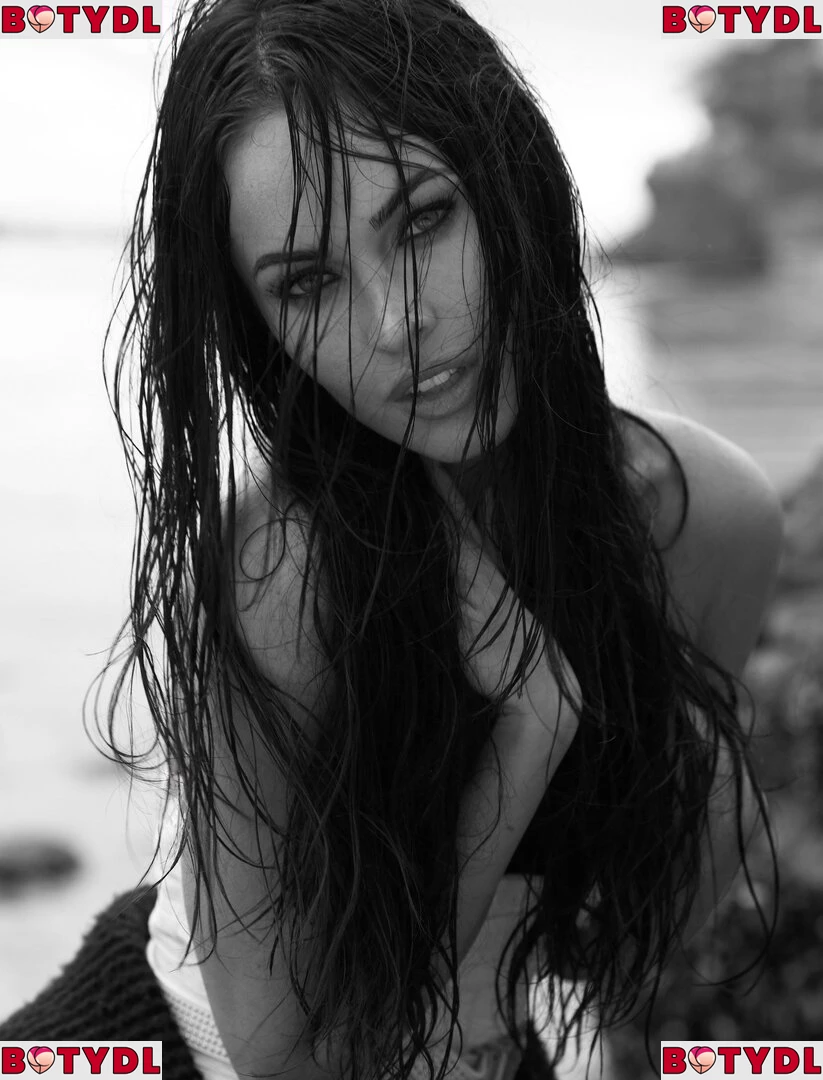 Megan Fox Onlyfans Photo Gallery 