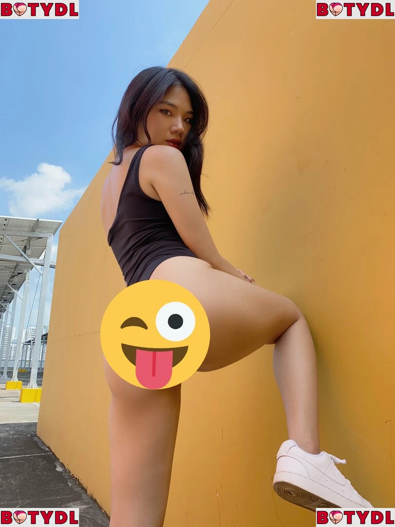 Thanh Nhen Onlyfans Photo Gallery 