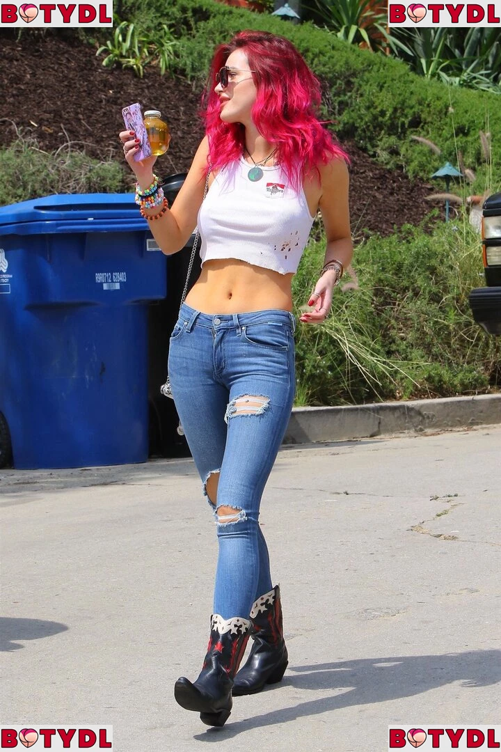 Bella Thorne Onlyfans Photo Gallery 