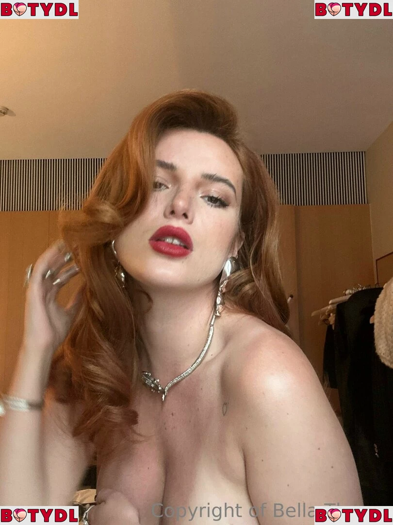 Bella Thorne Onlyfans Photo Gallery 