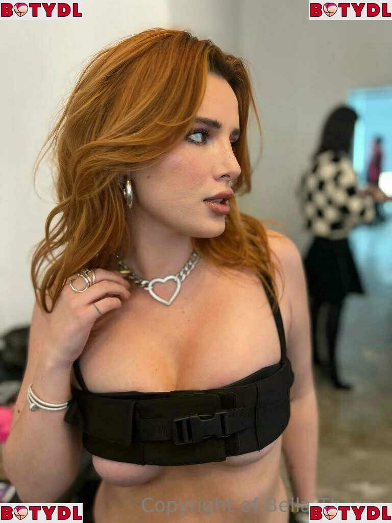 Bella Thorne Onlyfans Photo Gallery 