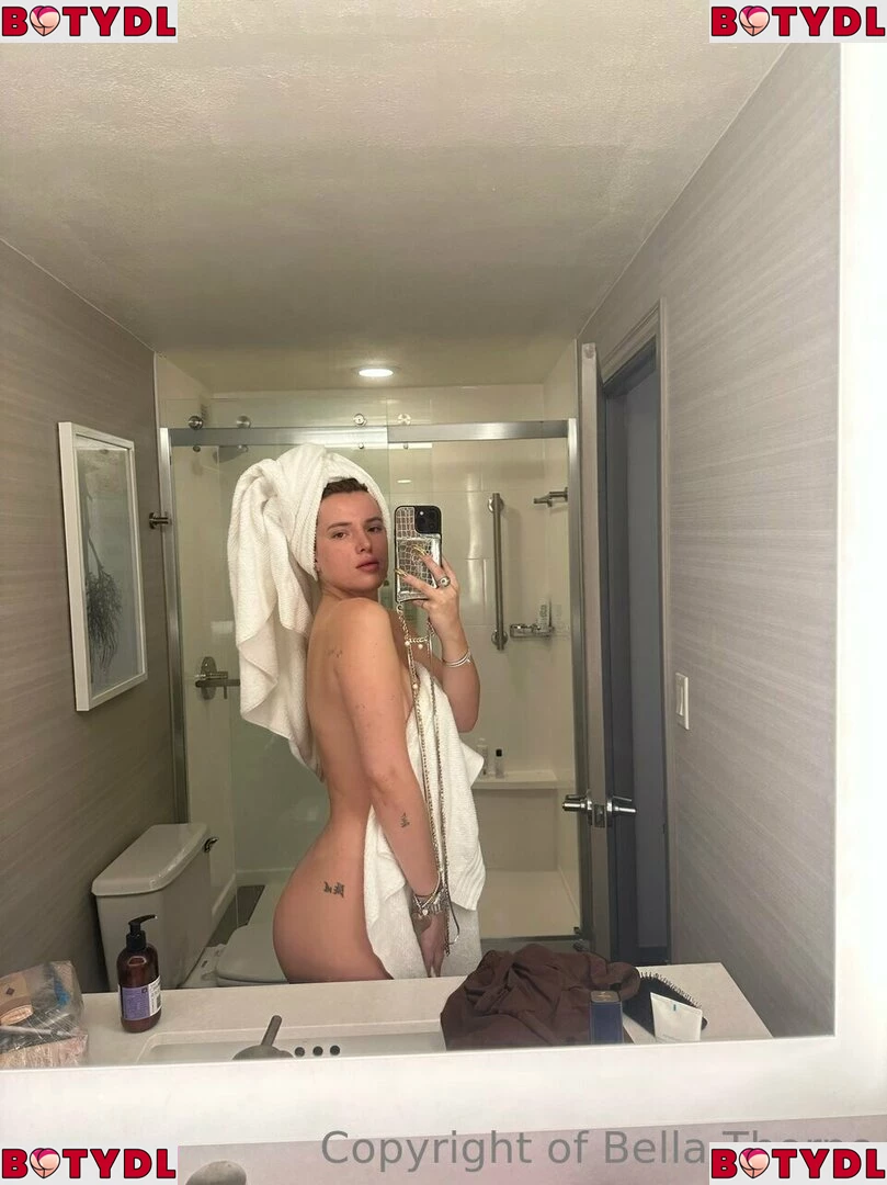 Bella Thorne Onlyfans Photo Gallery 