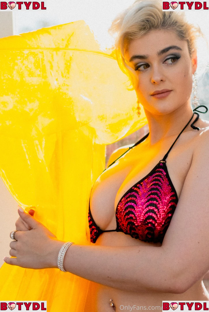 Stefania Ferrario Onlyfans Photo Gallery 