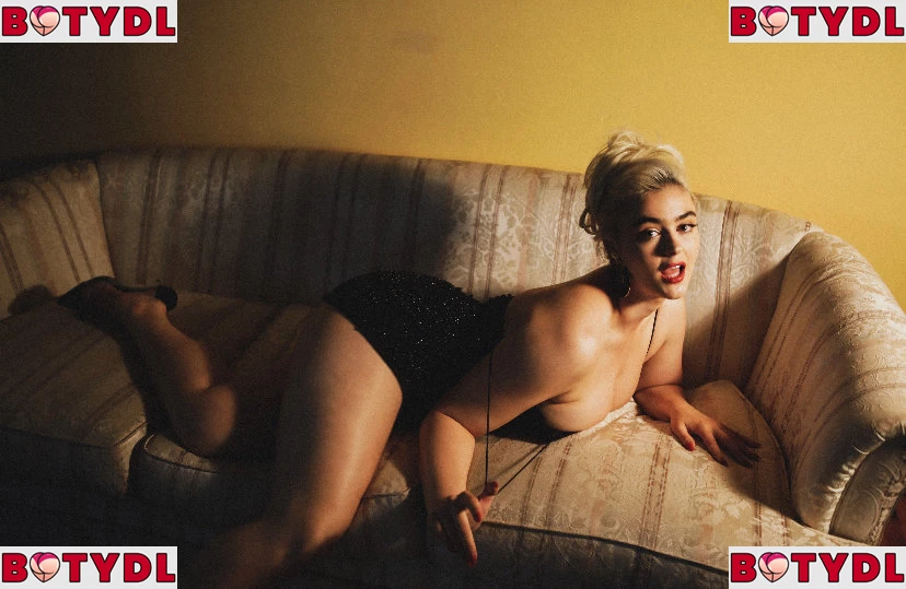 Stefania Ferrario Onlyfans Photo Gallery 