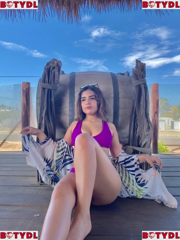 Frida Najera Onlyfans Photo Gallery 