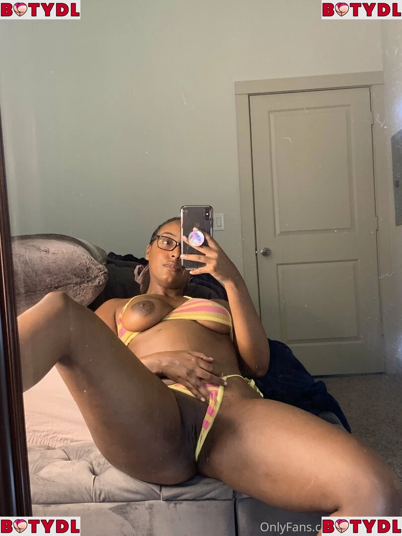 missusblu Onlyfans Photo Gallery 