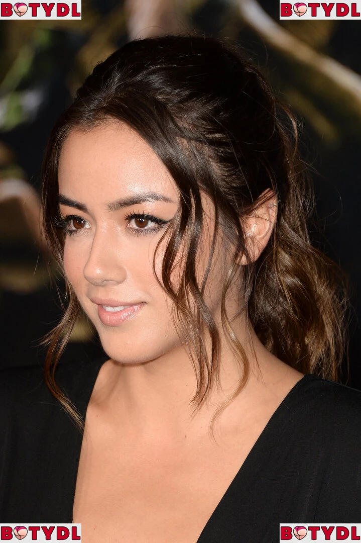 Chloe Bennet Onlyfans Photo Gallery 