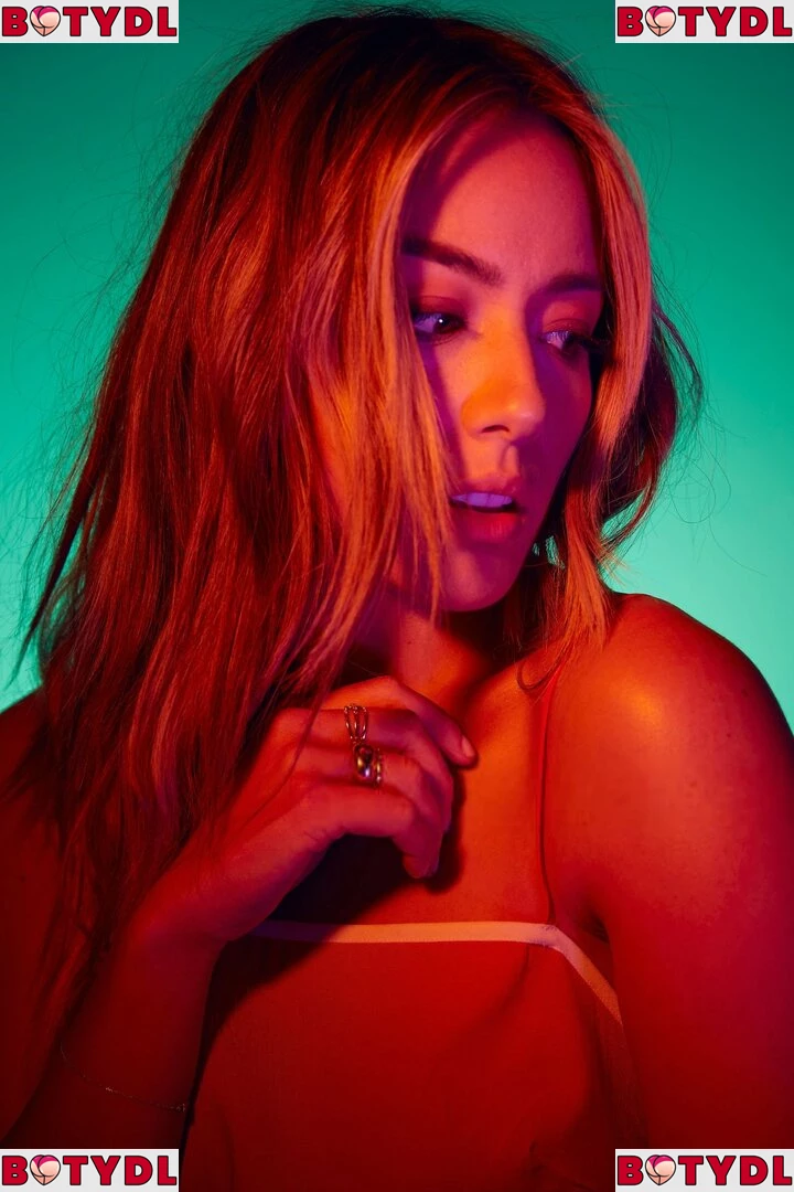 Chloe Bennet Onlyfans Photo Gallery 