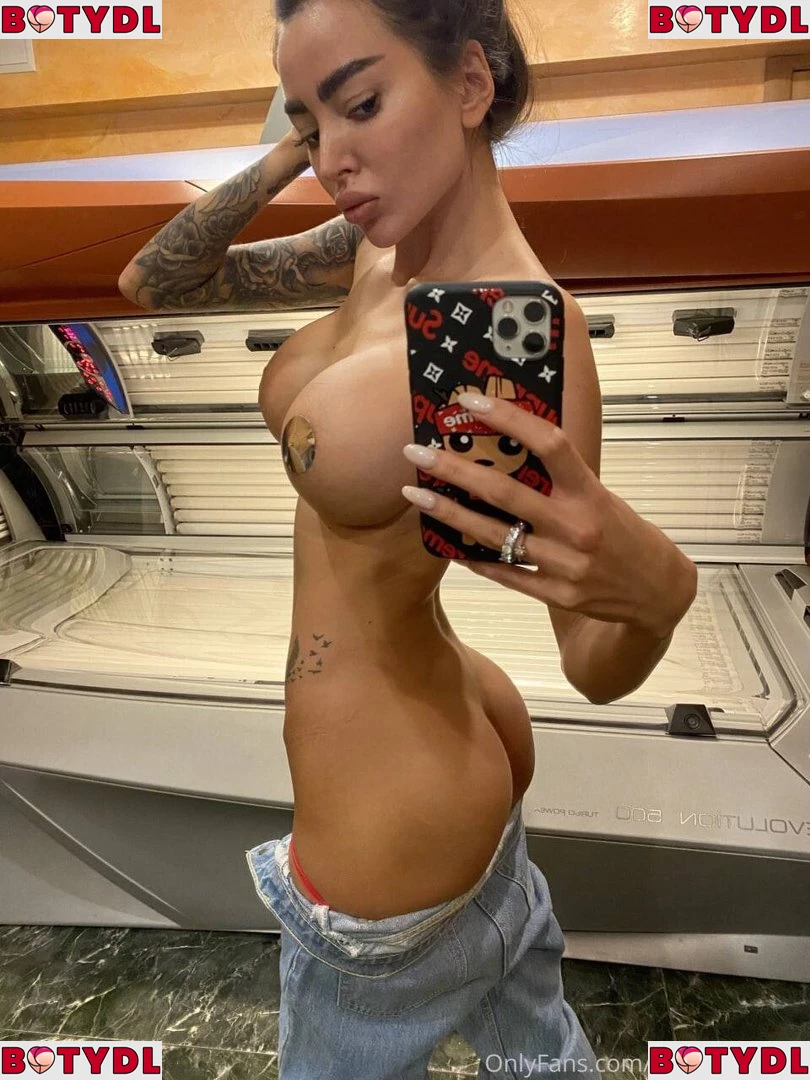 Alena Omovych Onlyfans Photo Gallery 