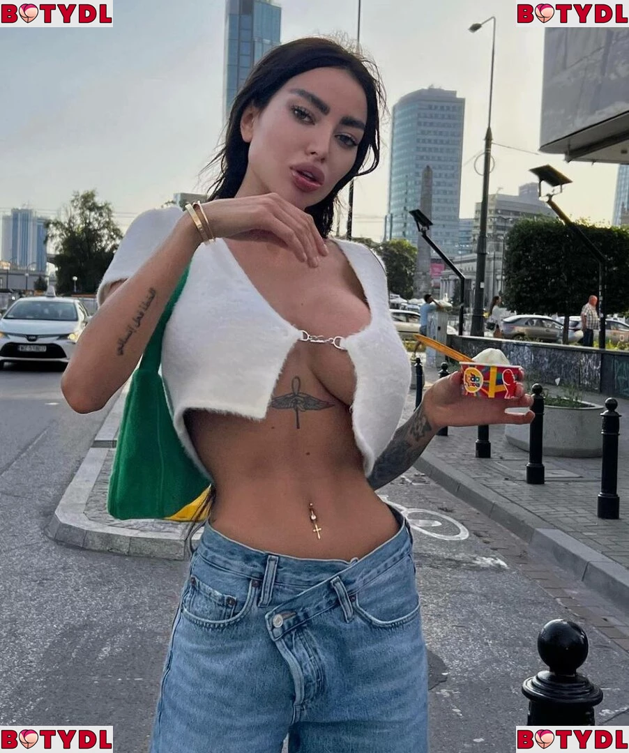 Alena Omovych Onlyfans Photo Gallery 