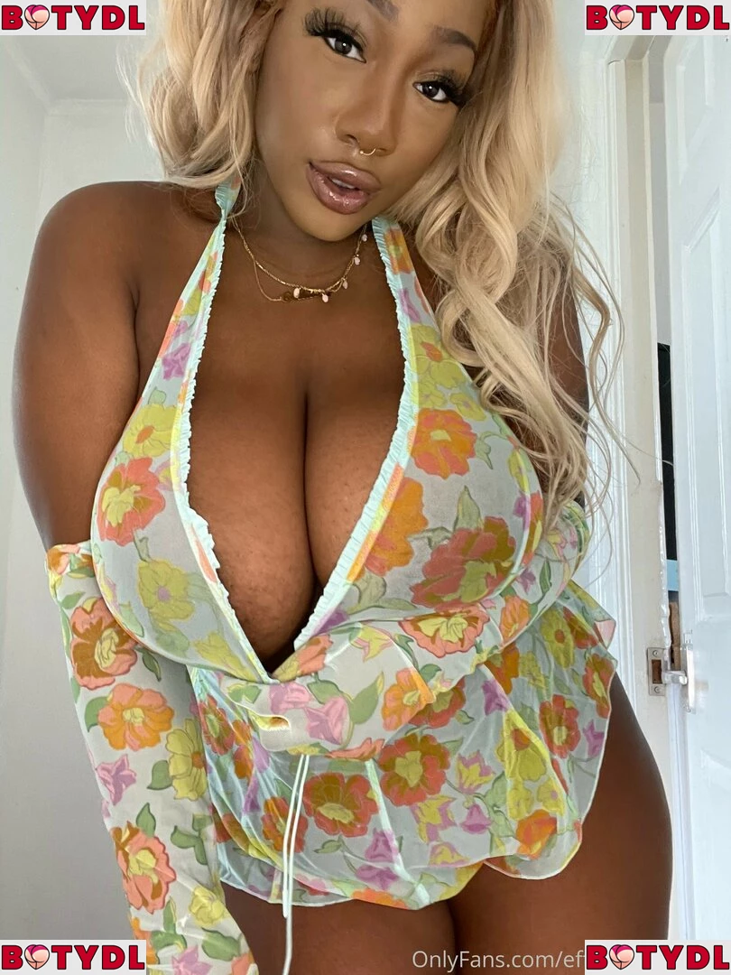 Effy Flame Onlyfans Photo Gallery 