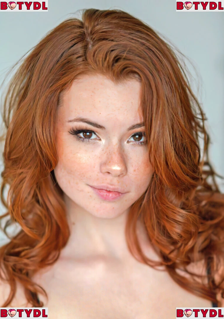 Sabrina Lynn Onlyfans Photo Gallery 