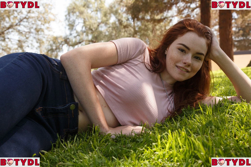 Sabrina Lynn Onlyfans Photo Gallery 