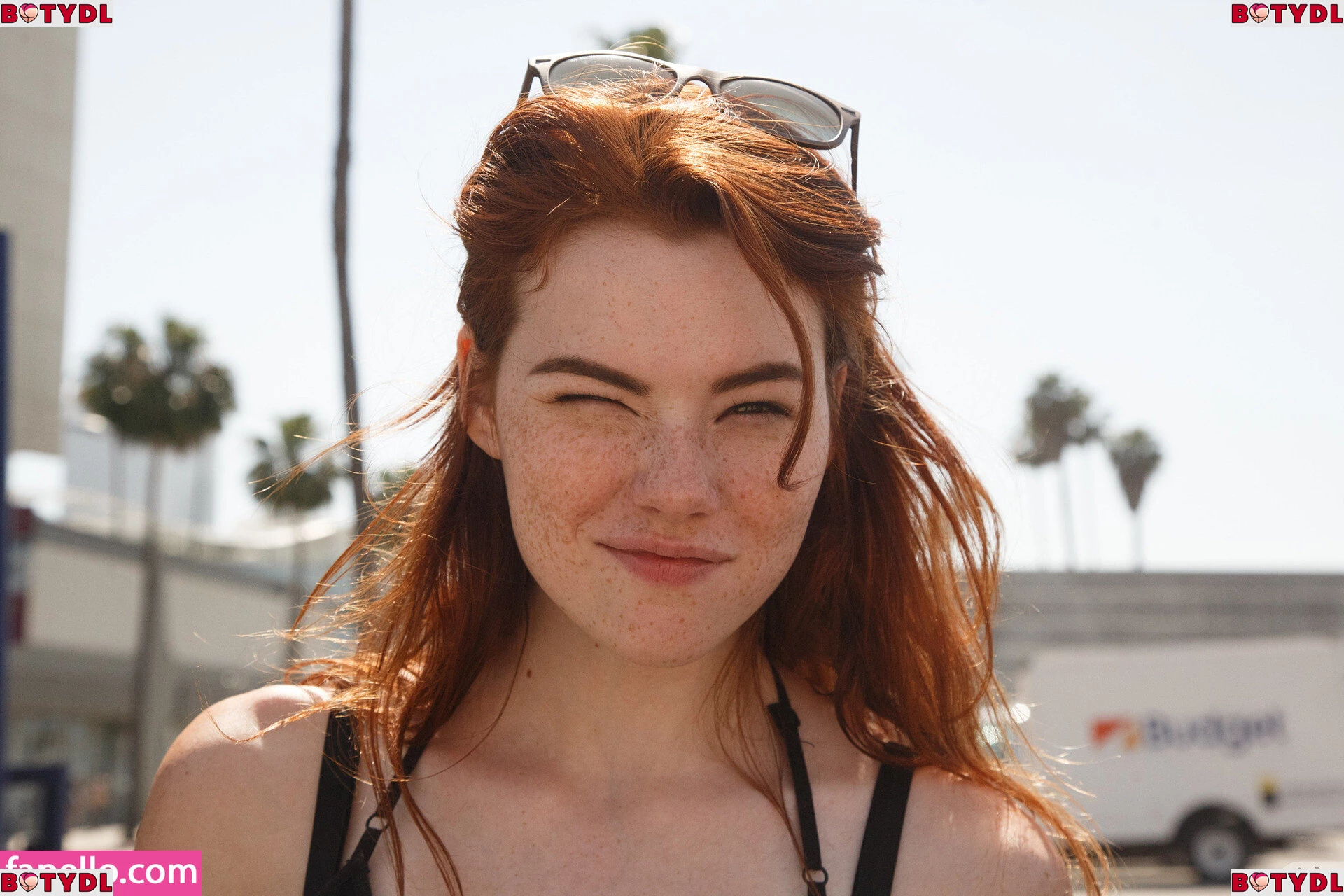 Sabrina Lynn Onlyfans Photo Gallery 