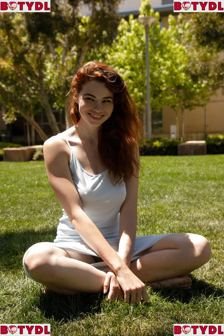 Sabrina Lynn Onlyfans Photo Gallery 