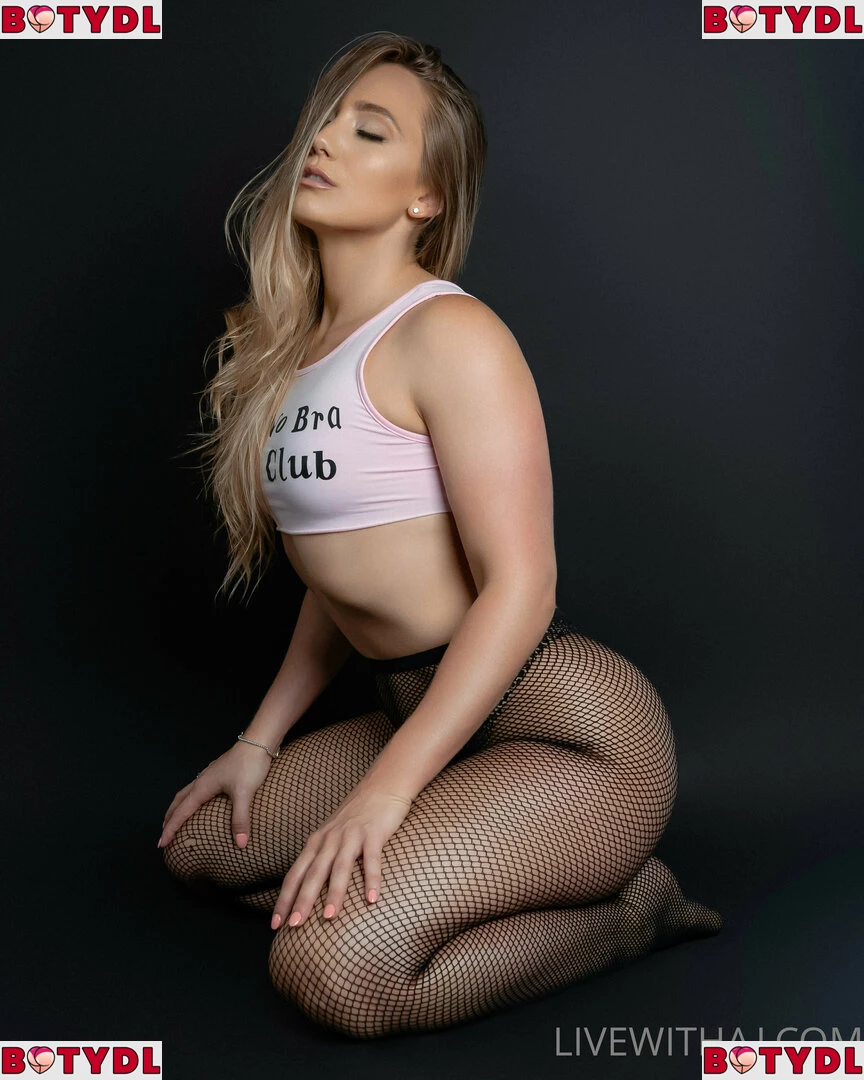 AJ Applegate Onlyfans Photo Gallery 