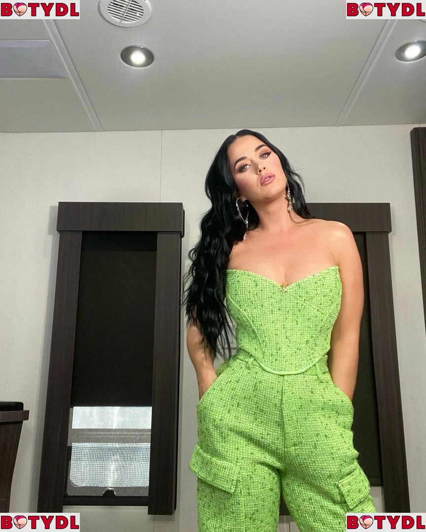 Katy Perry Onlyfans Photo Gallery 