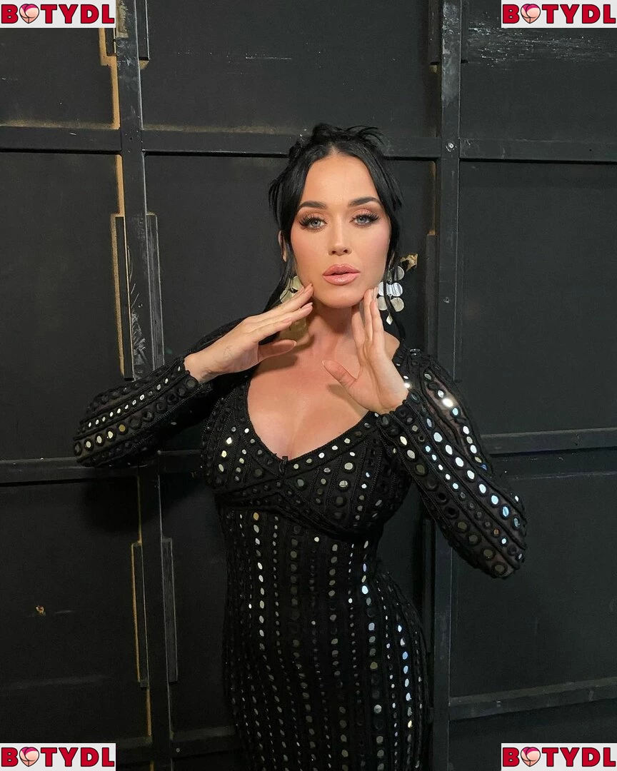 Katy Perry Onlyfans Photo Gallery 