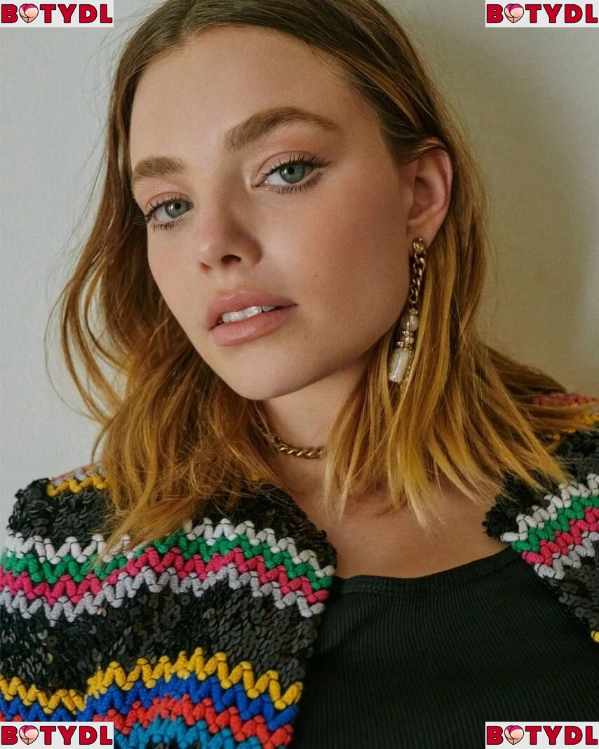 Kristine Froseth Onlyfans Photo Gallery 