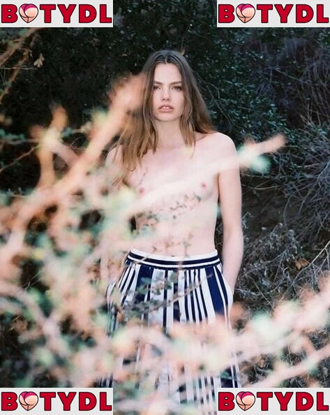 Kristine Froseth Onlyfans Photo Gallery 