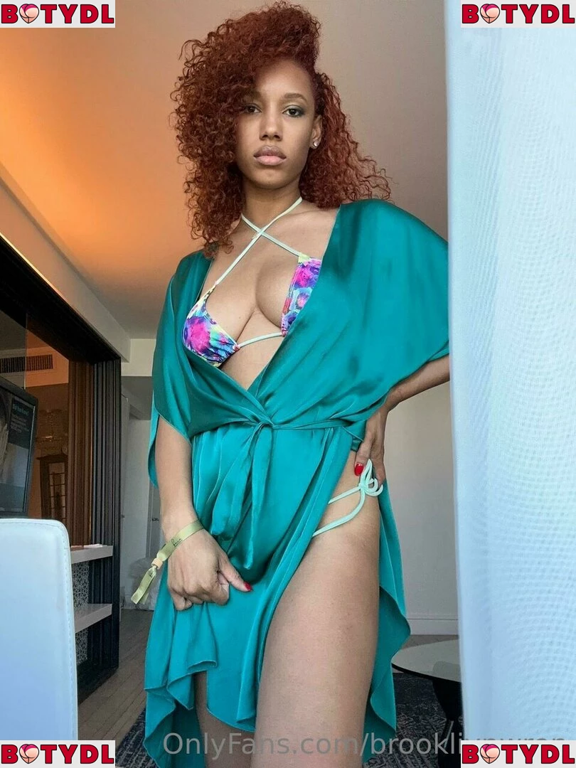 Brookliyn Wren Onlyfans Photo Gallery 