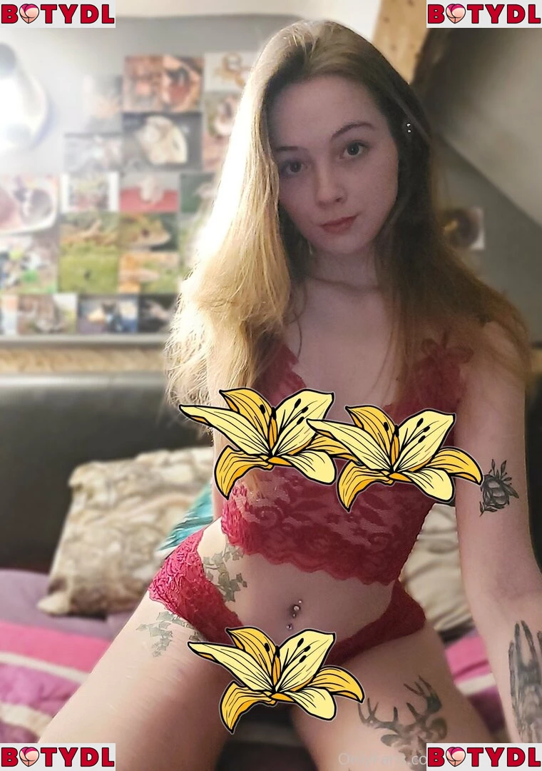 sleepyvegan Onlyfans Photo Gallery 