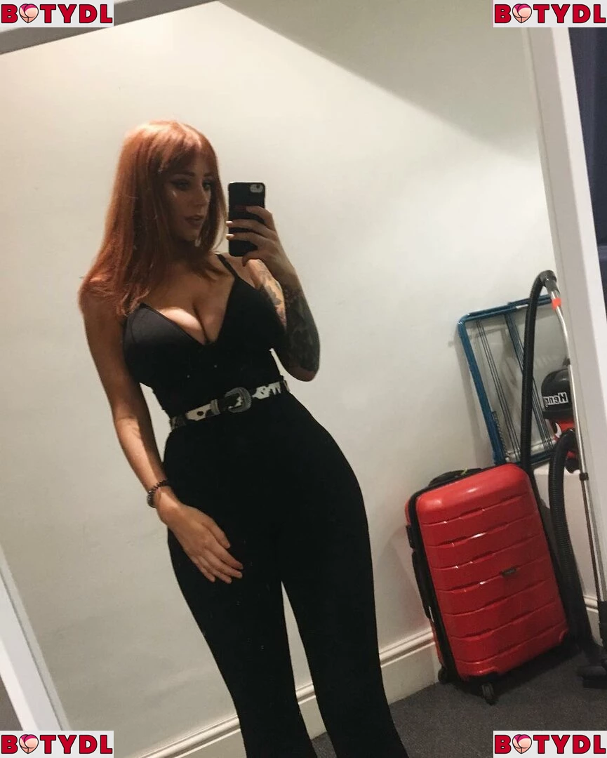 Hollie Rutter Onlyfans Photo Gallery 