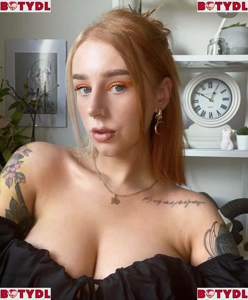 Hollie Rutter Onlyfans Photo Gallery 