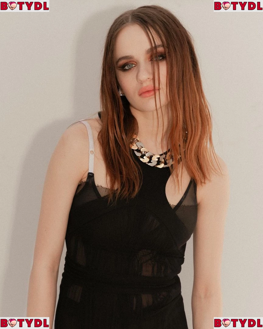 Joey King Onlyfans Photo Gallery 