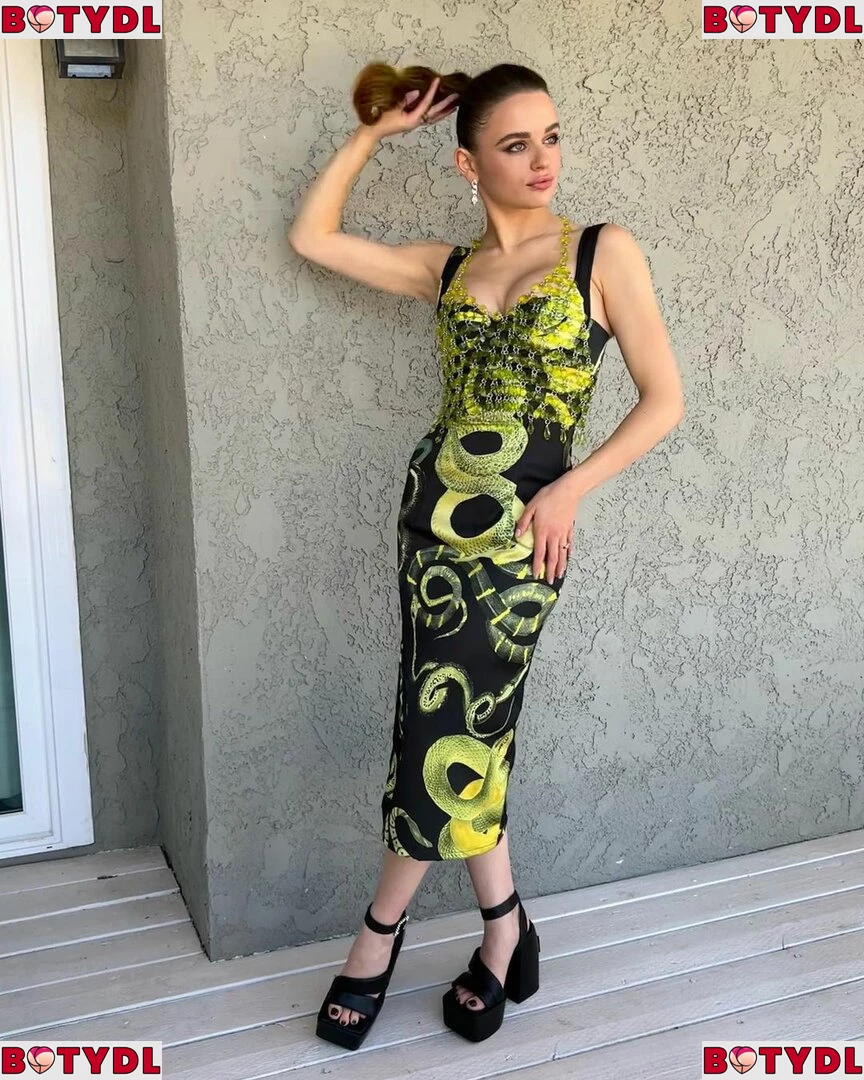 Joey King Onlyfans Photo Gallery 