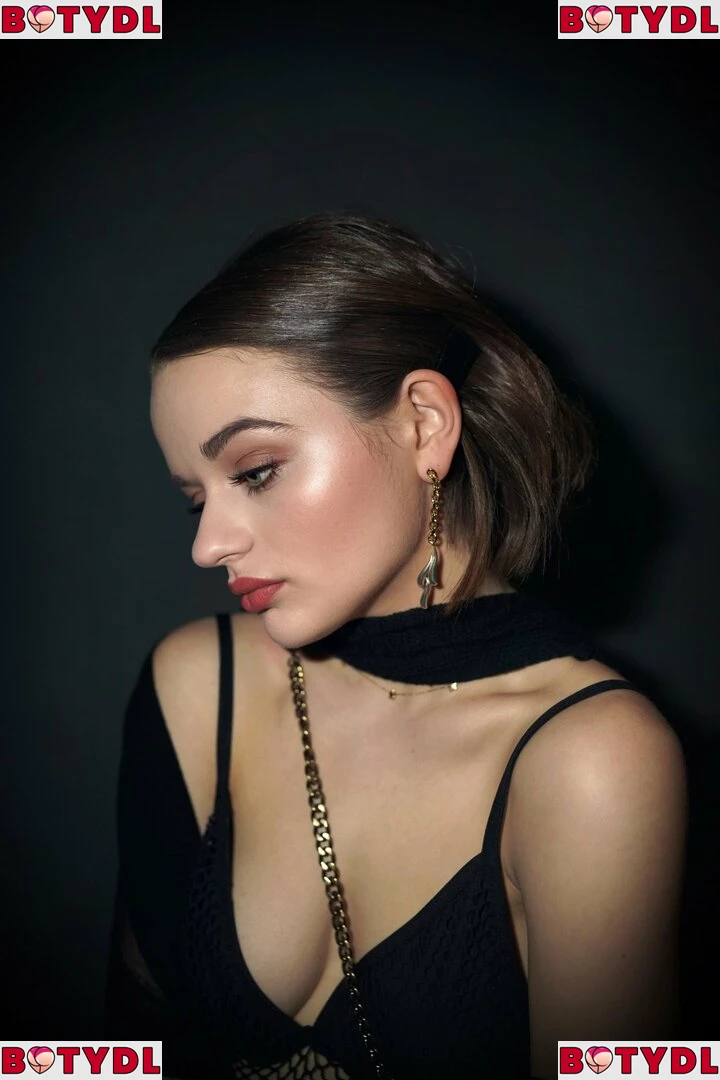 Joey King Onlyfans Photo Gallery 