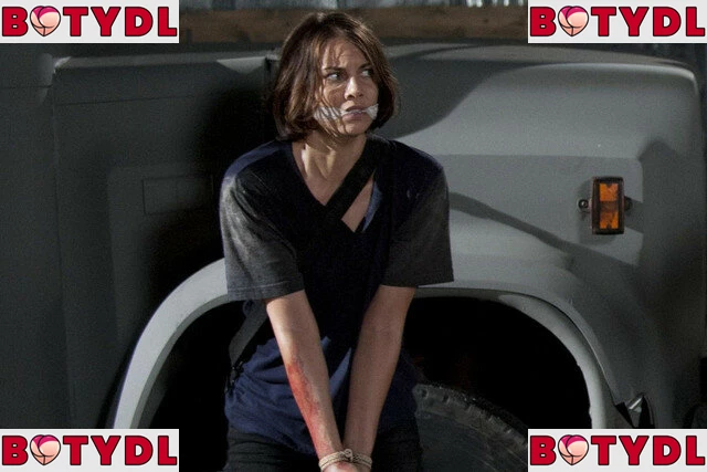 Lauren Cohan Onlyfans Photo Gallery 