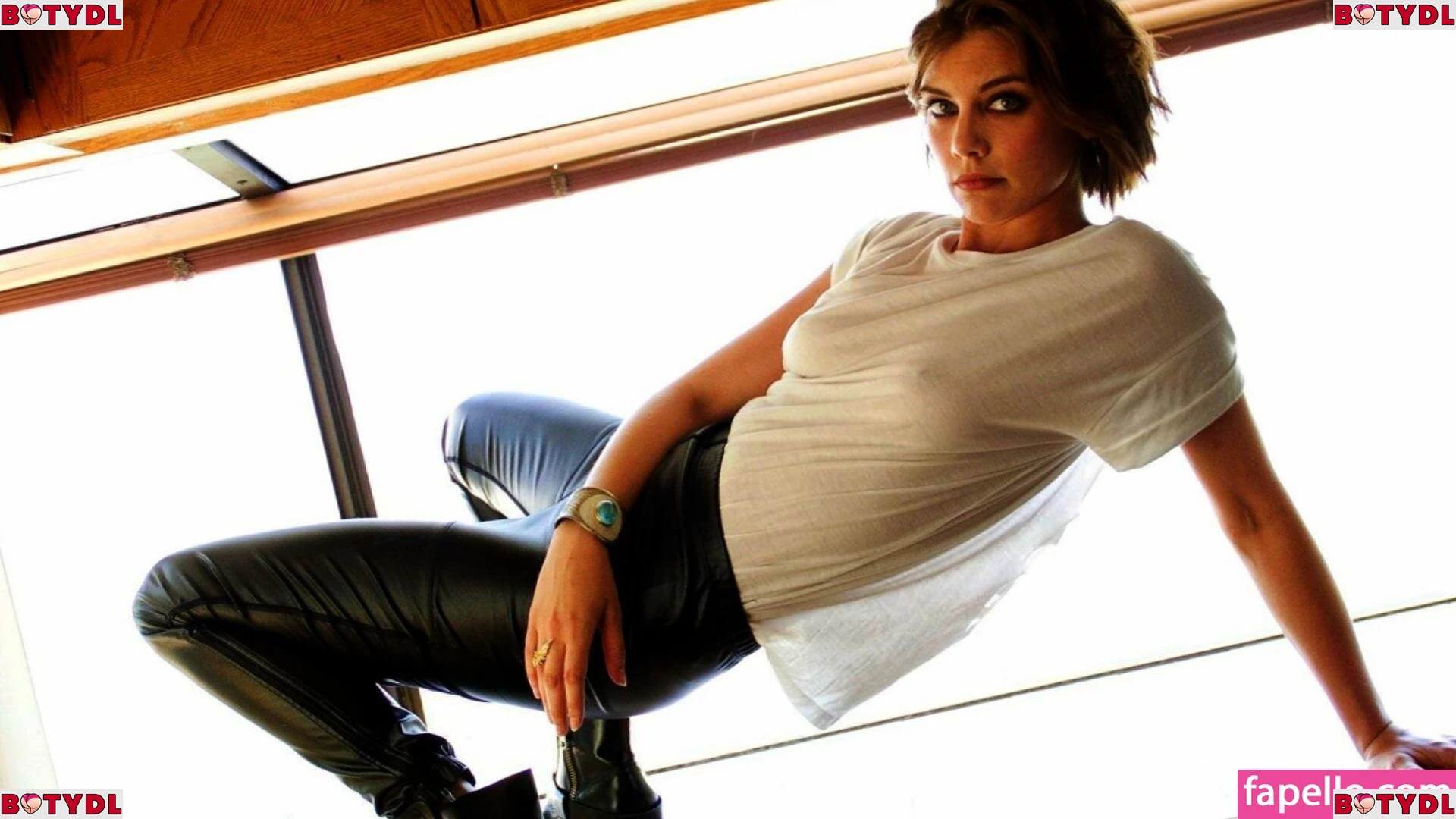 Lauren Cohan Onlyfans Photo Gallery 