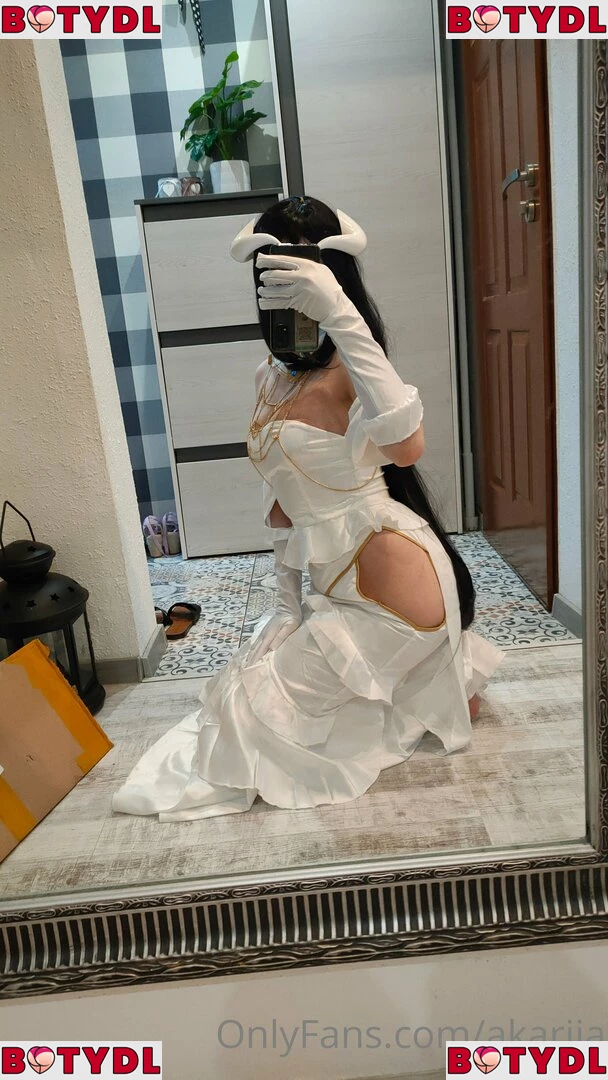 Akariia Cosplay Onlyfans Photo Gallery 