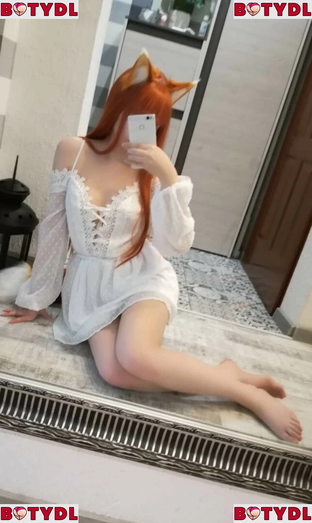 Akariia Cosplay Onlyfans Photo Gallery 