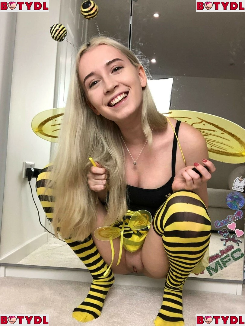 kirabee Onlyfans Photo Gallery 