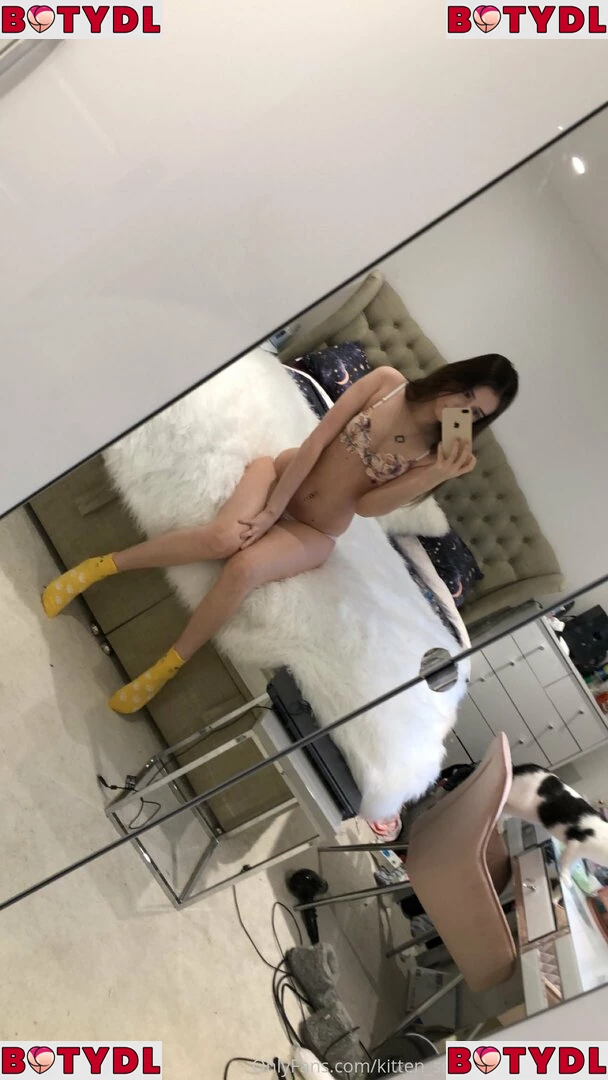 kirabee Onlyfans Photo Gallery 