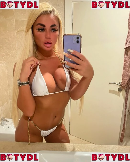 Courtneydoylexx Onlyfans Photo Gallery 