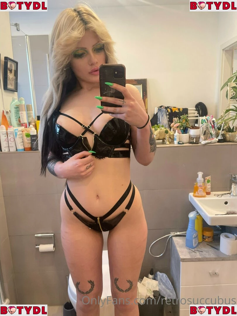 heavymetalmaniak Onlyfans Photo Gallery 