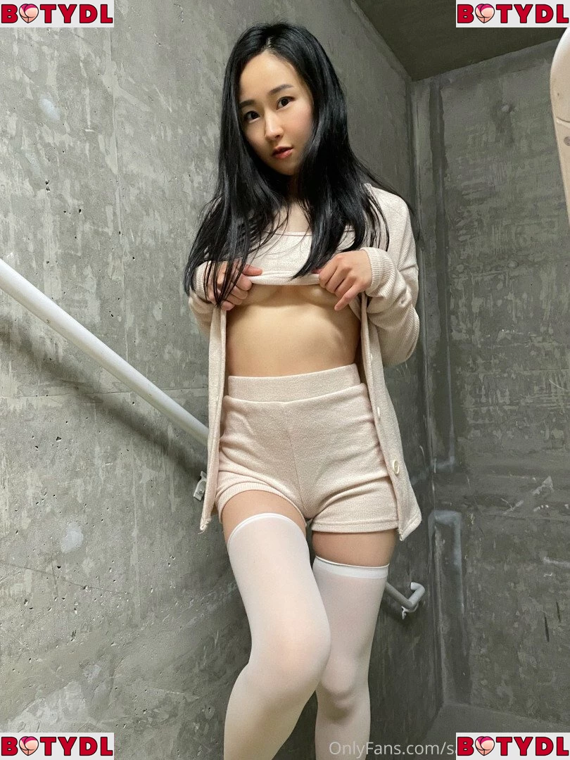 Saori Kiyomi Onlyfans Photo Gallery 