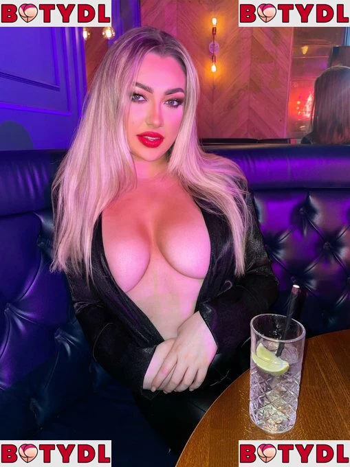 Laura Morgan Onlyfans Photo Gallery 