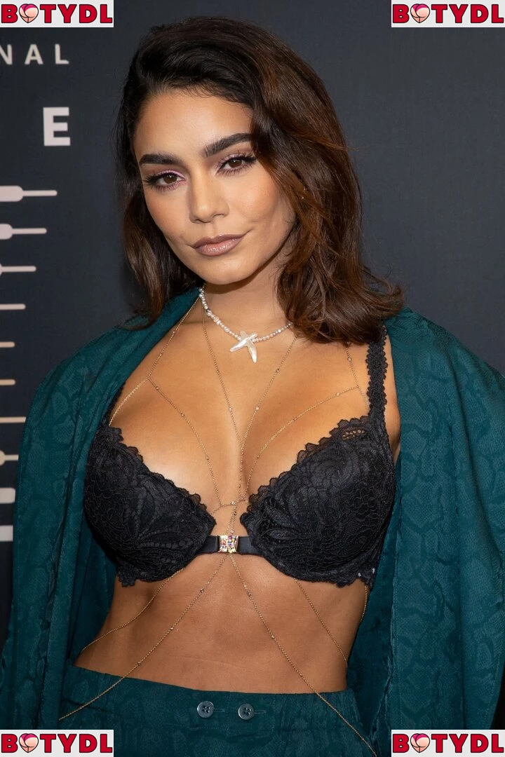 Vanessa Hudgens Onlyfans Photo Gallery 